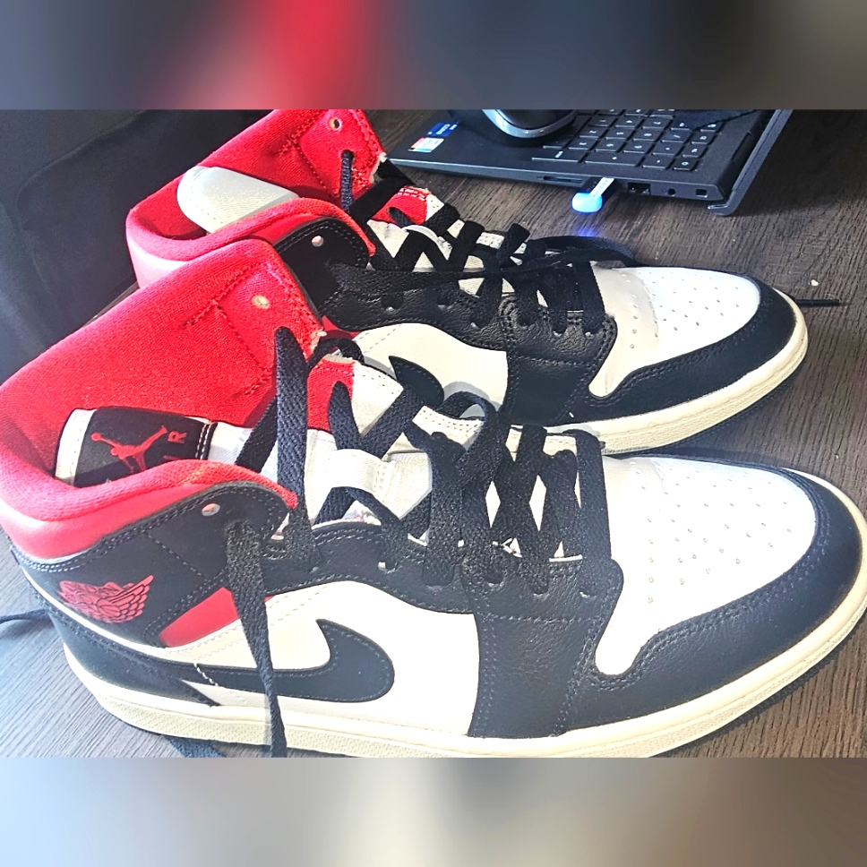 Air Jordan 1